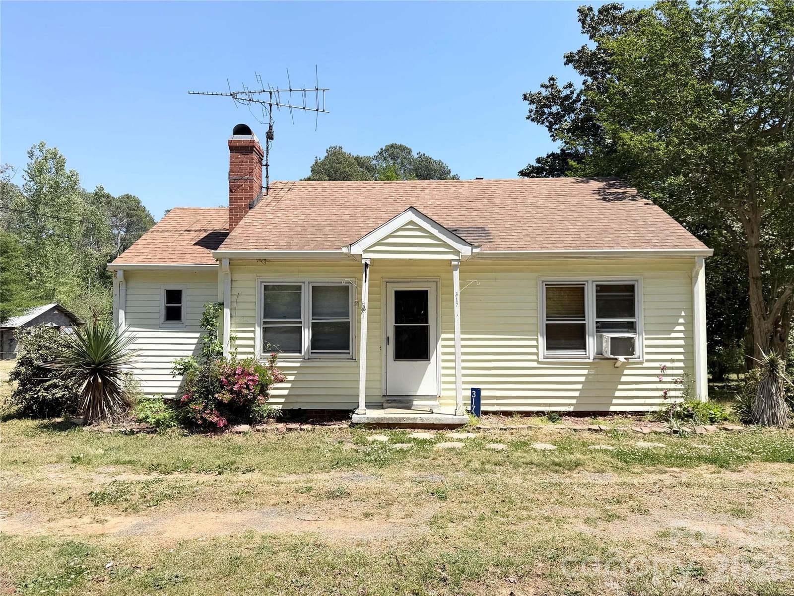 317 NC 742 Highway, Wadesboro, NC 28170