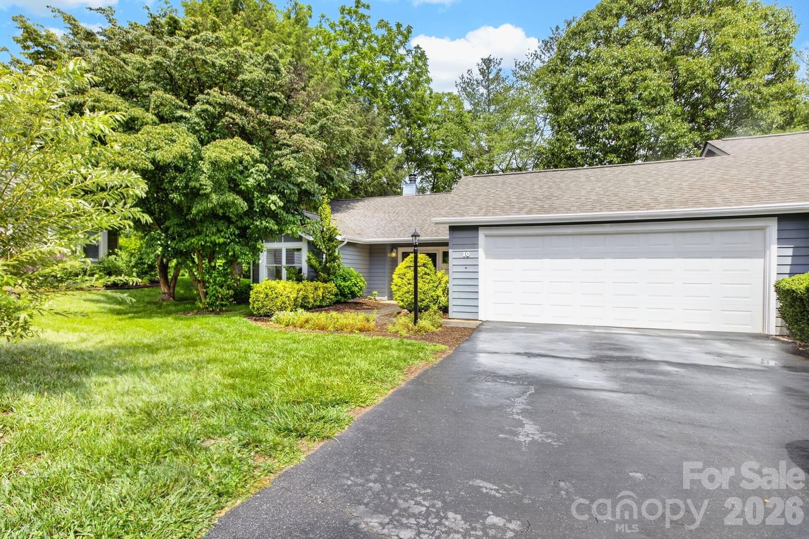 10 Laurel Place Drive, Asheville, NC 28803 - Photo 2