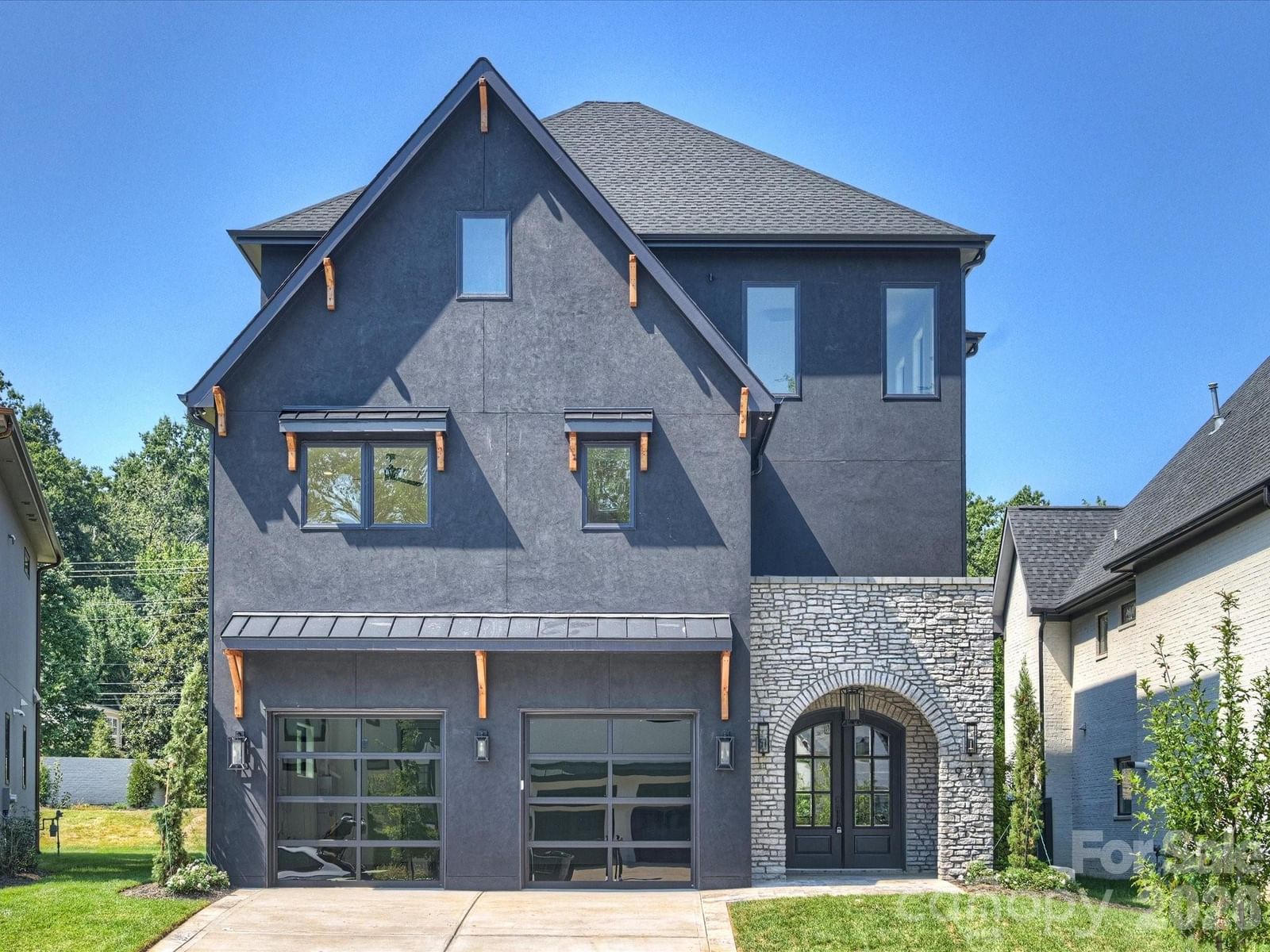 927 Laurel Creek Lane, Charlotte, NC 28211