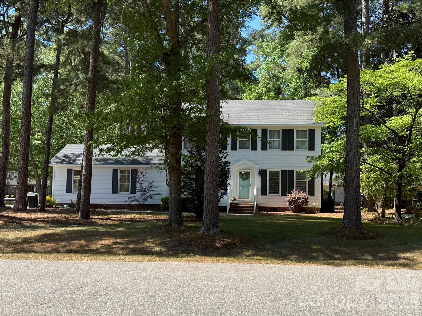 12760 Woodbridge Drive, Laurinburg, NC 28352 - Photo 2