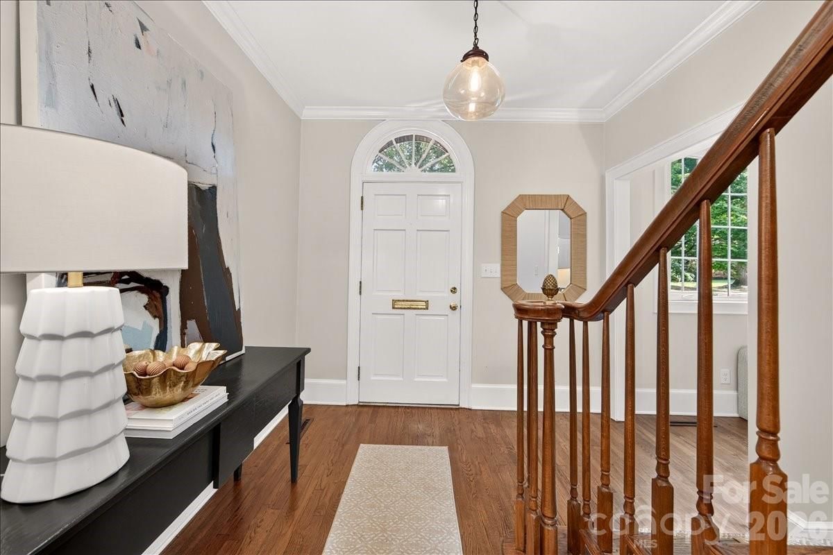 202 Perrin Place, Charlotte, NC 28207 - Photo 4