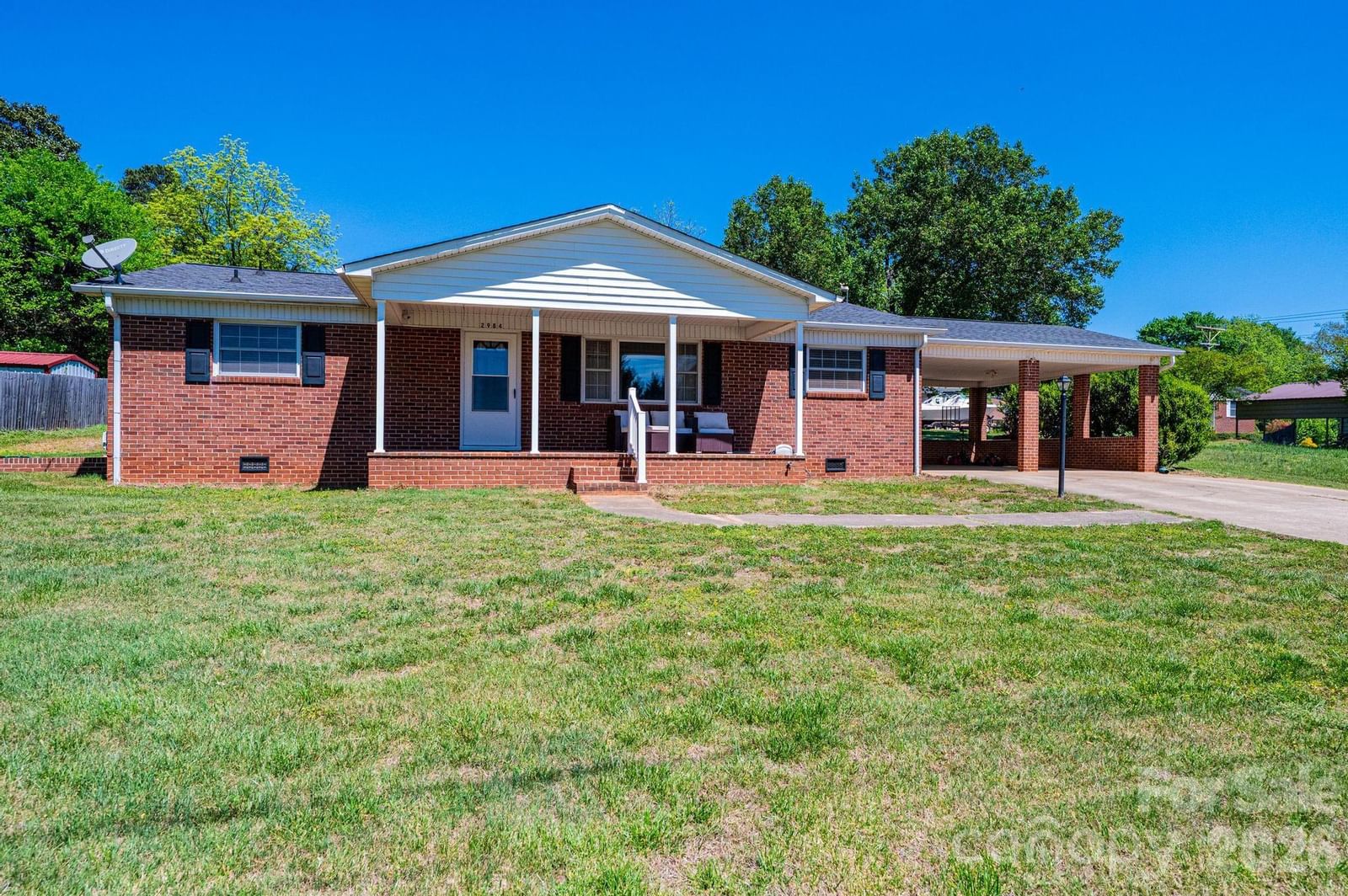 2984 Lutz Boulevard, Newton, NC 28658 - Photo 3