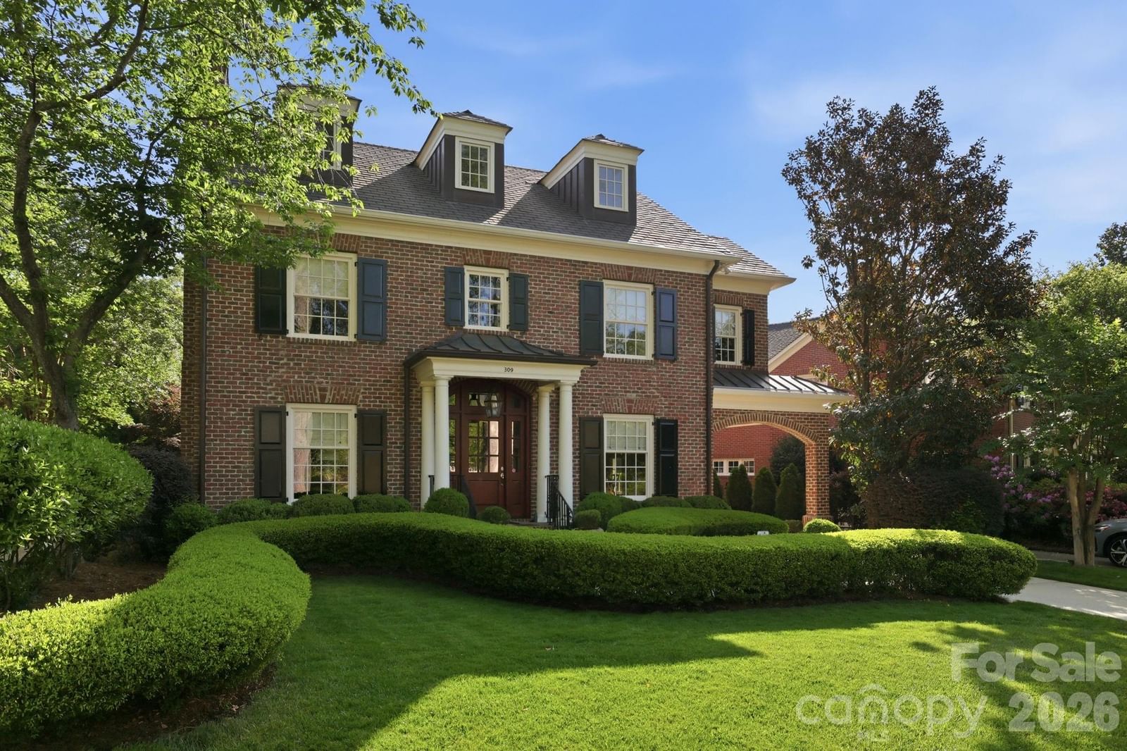 309 Hempstead Place, Charlotte, NC 28207 - Photo 2