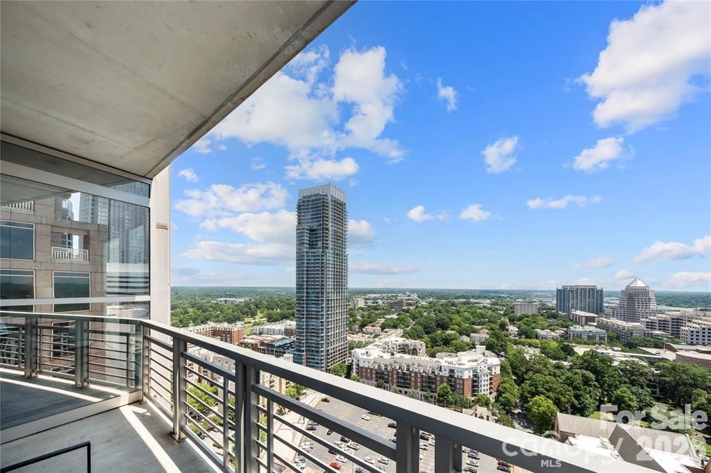 Property at 333 W Trade Street #2200, Charlotte, NC 28202