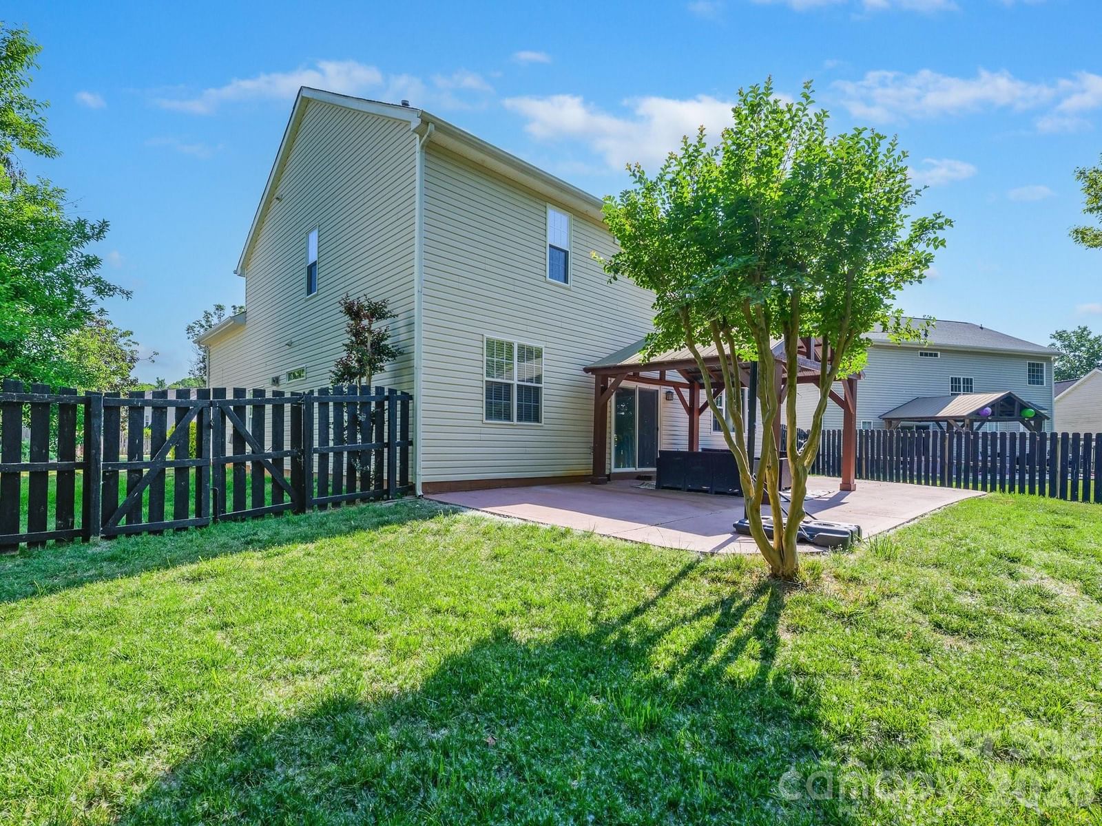 17234 Cambridge Woods Court, Charlotte, NC 28277 - Photo 2