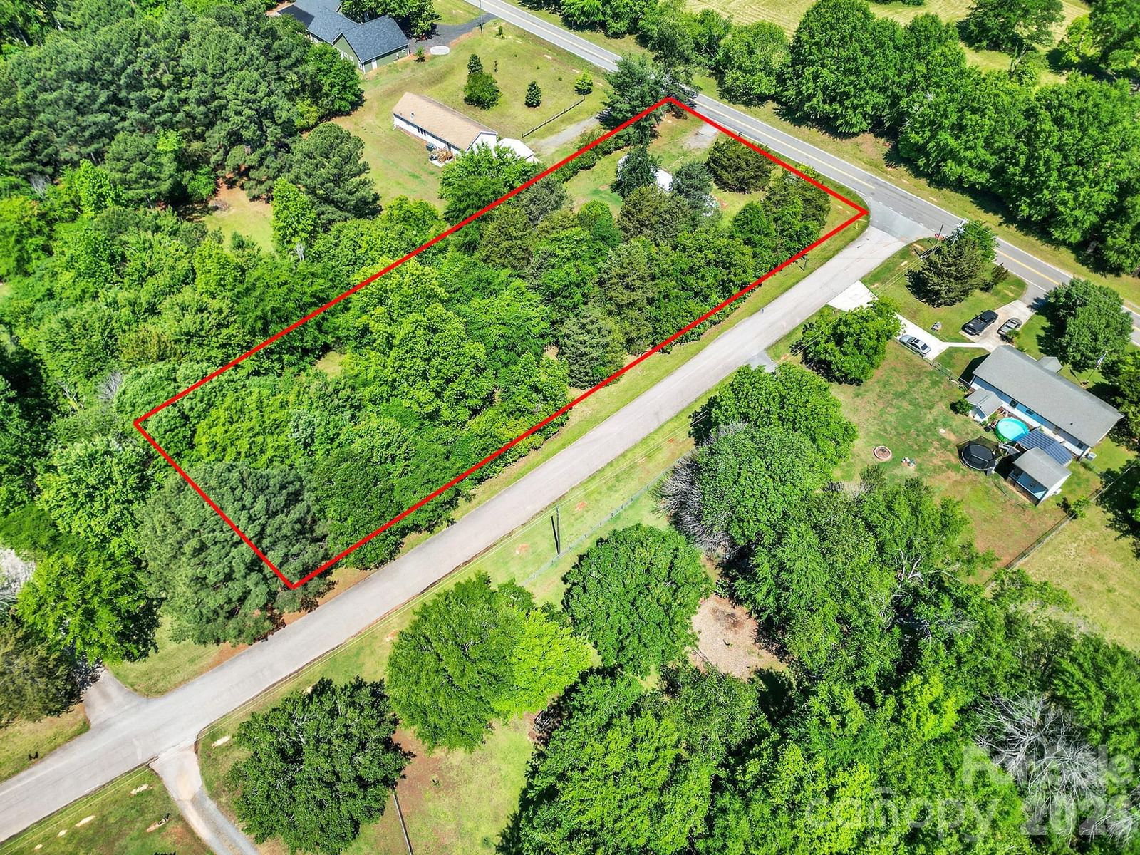6067 Lake Wylie Road, Lake Wylie, SC 29710