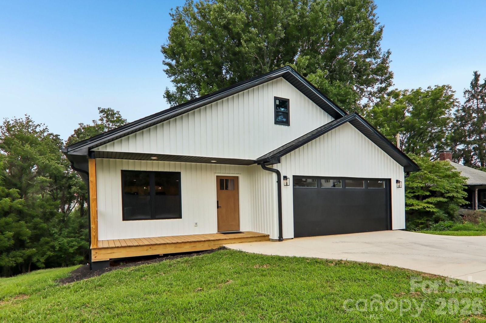 124 Main Street, Mars Hill, NC 28754 - Photo 4