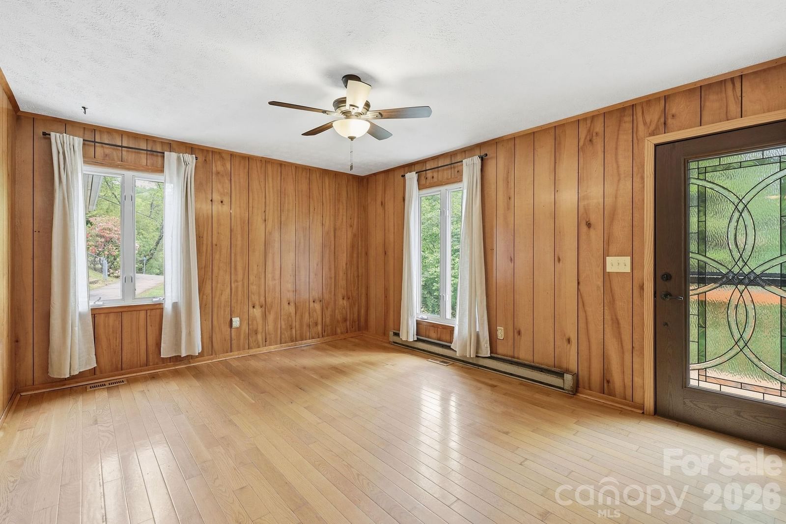 959 Oakmont Drive, Canton, NC 28716 - Photo 2