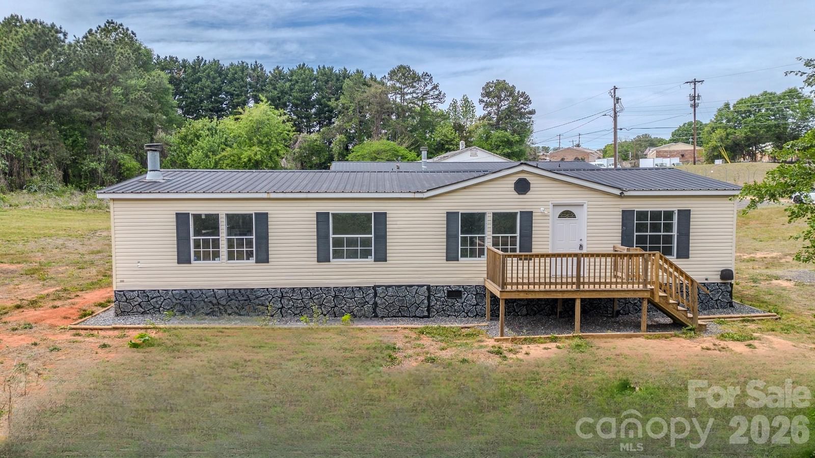 2932 23rd Avenue, Hickory, NC 28601