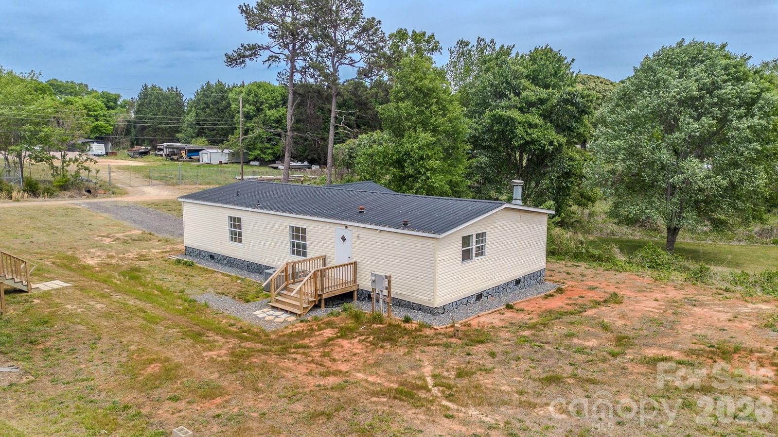 2932 23rd Avenue, Hickory, NC 28601 - Photo 3