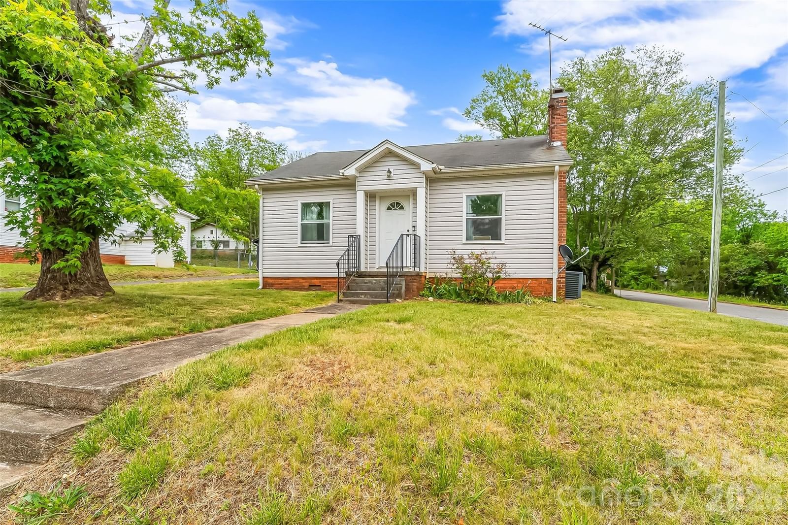 117 North Street, Morganton, NC 28655