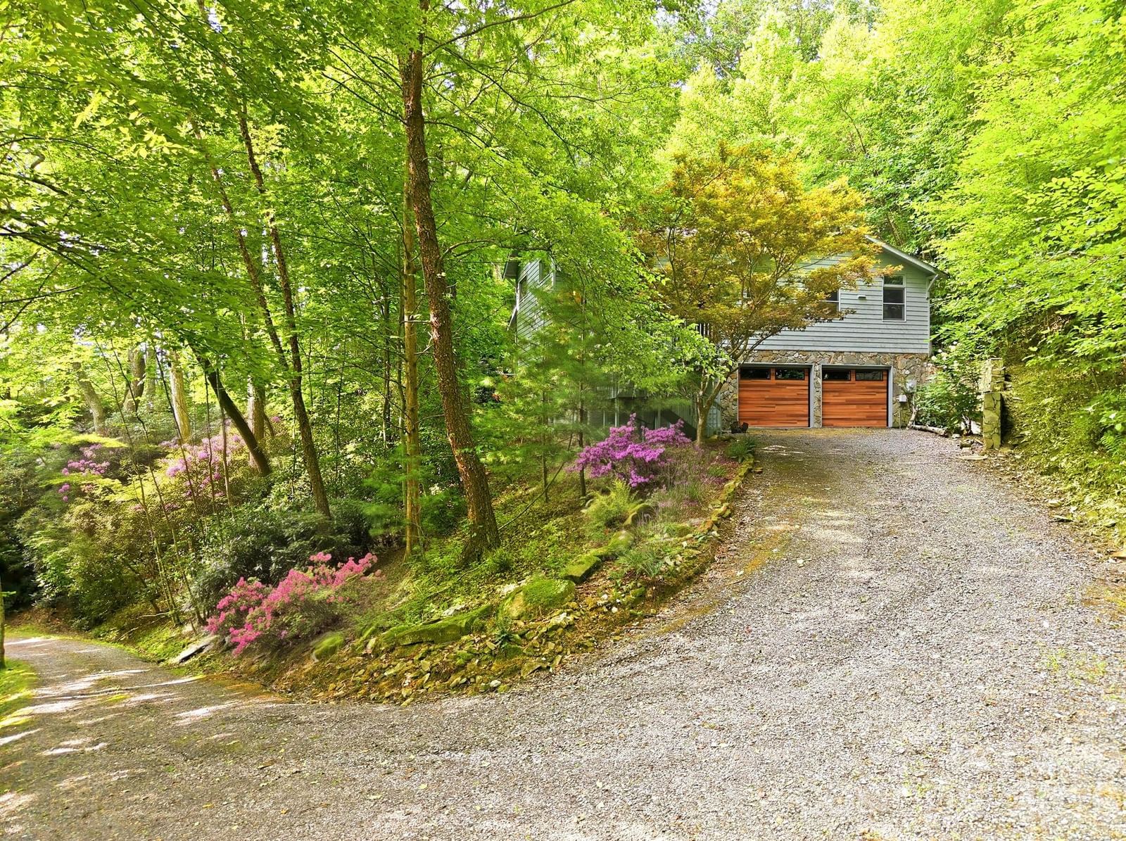 63 Chestnut Forest Road, Fairview, NC 28730