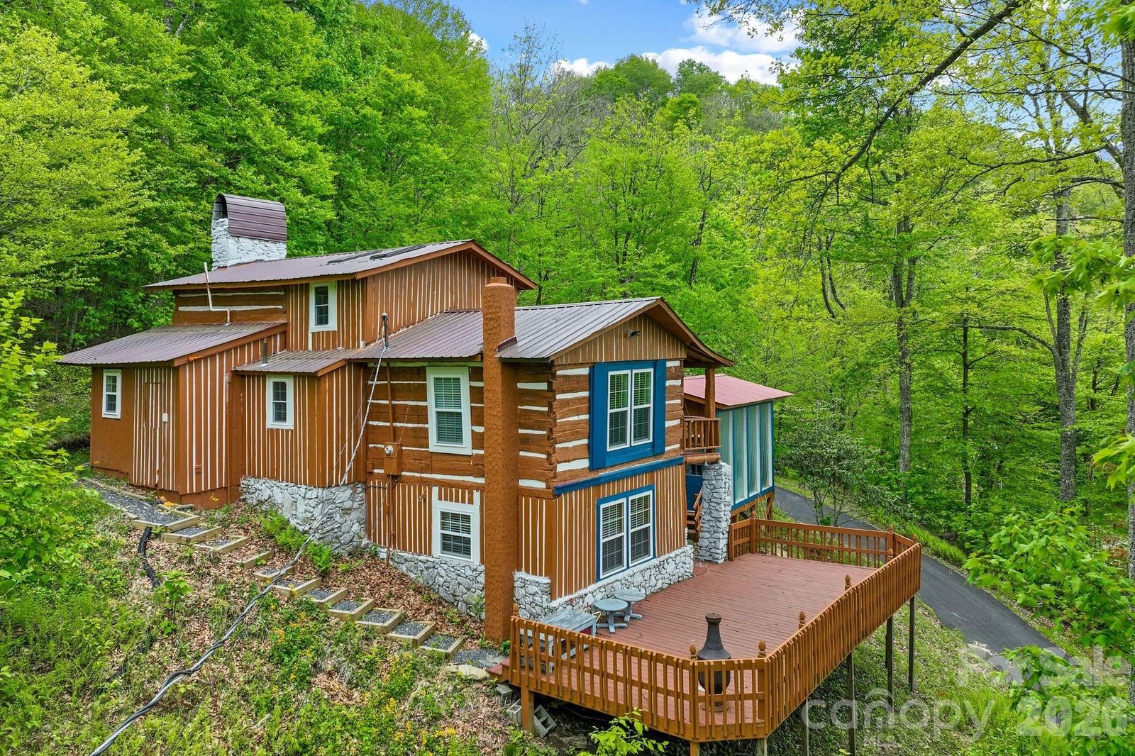 285 Glenaire Drive, Mars Hill, NC 28754