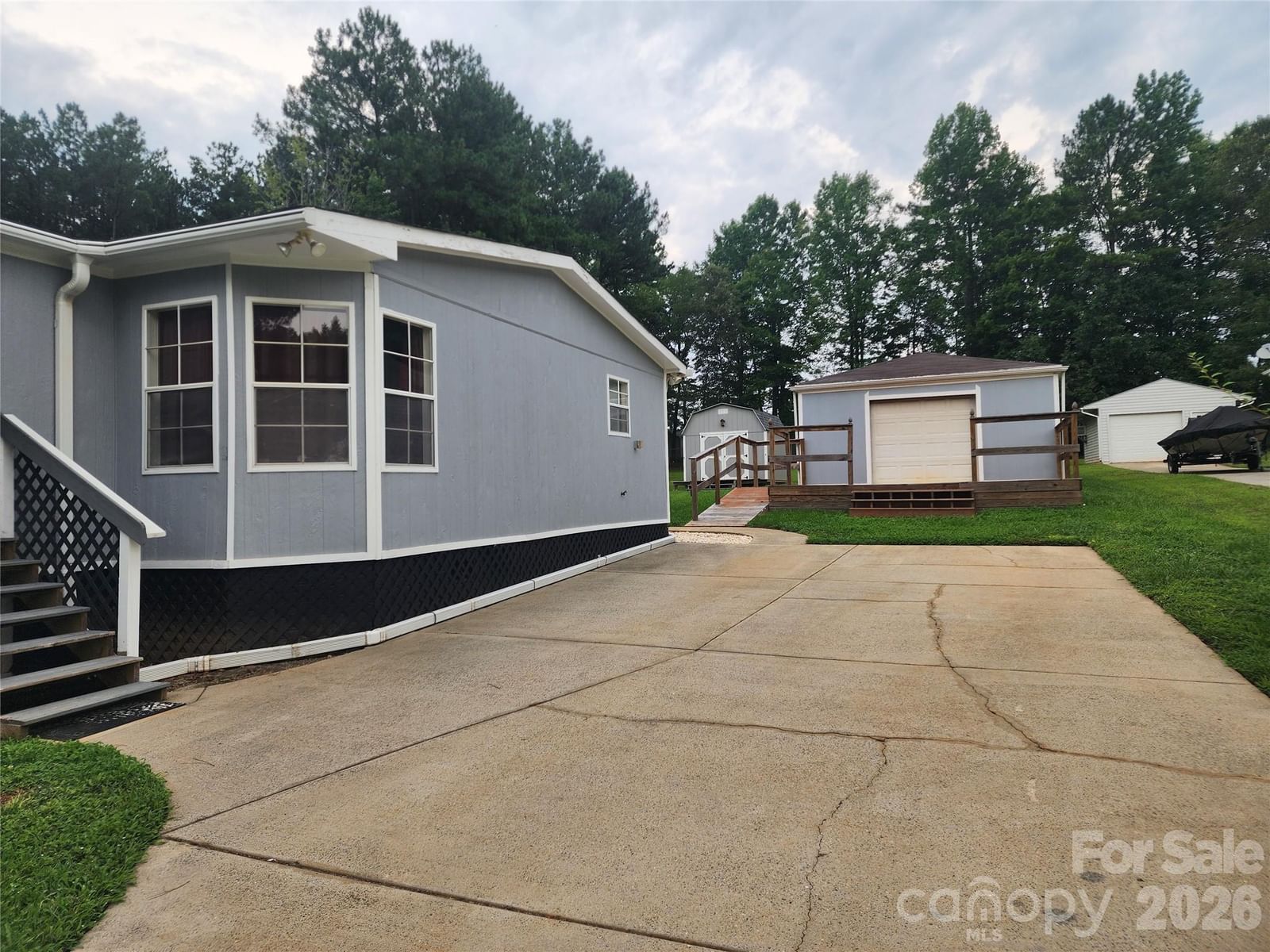 189 Brook Creek Drive, Troutman, NC 28166 - Photo 3