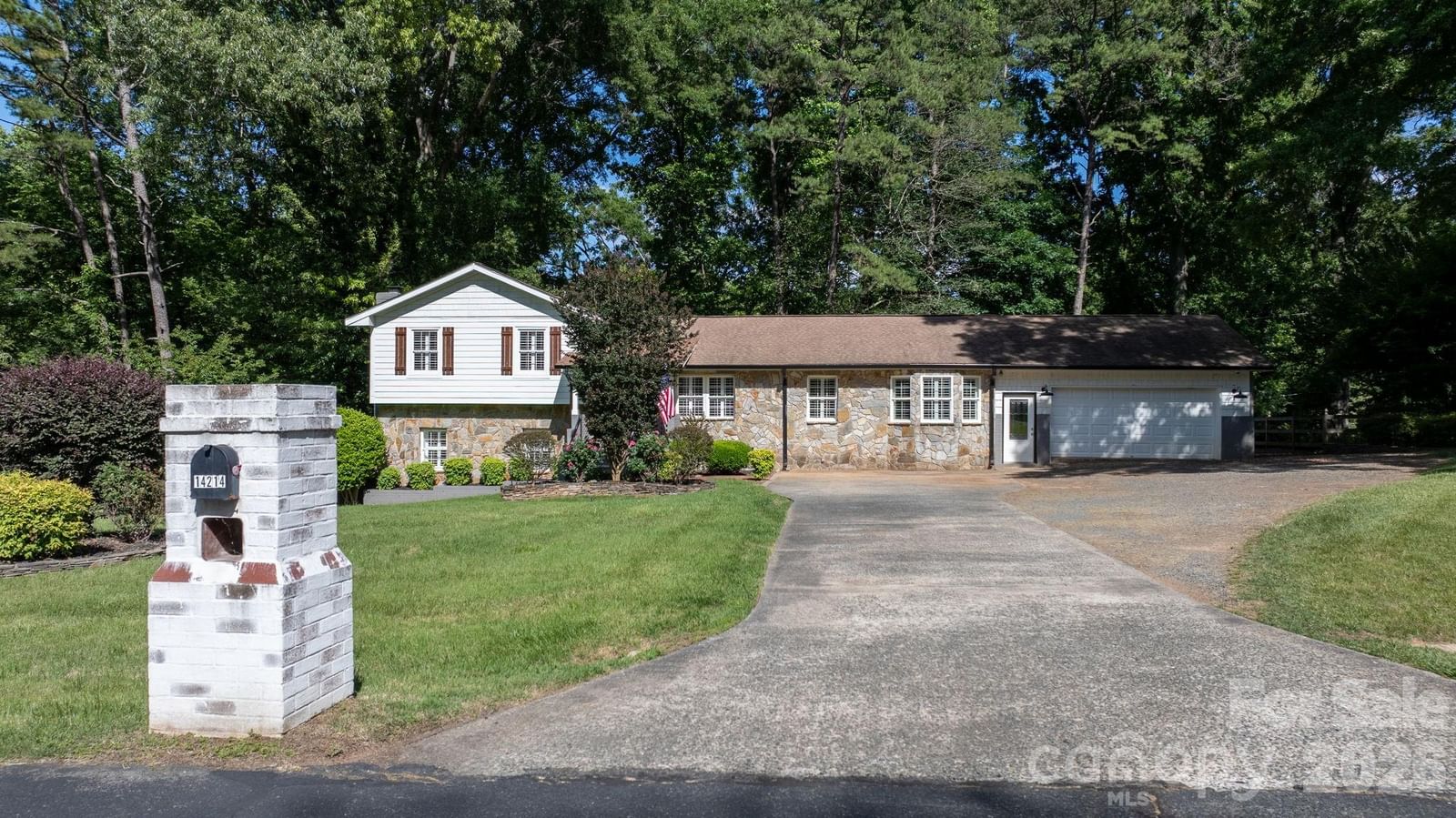Property at 14214 Honeysuckle Ridge, Matthews, NC 28105