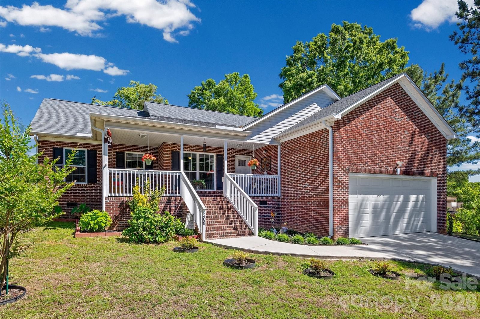 Property at 208 Victoria Circle, York, SC 29745