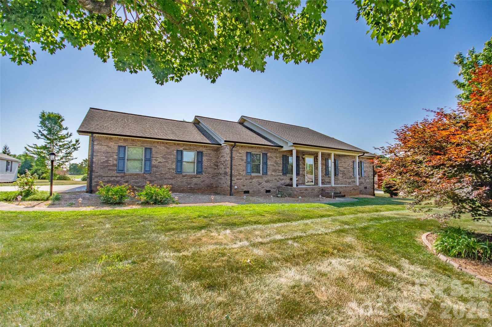 151 Meadow Oaks Drive, Statesville, NC 28625 - Photo 2