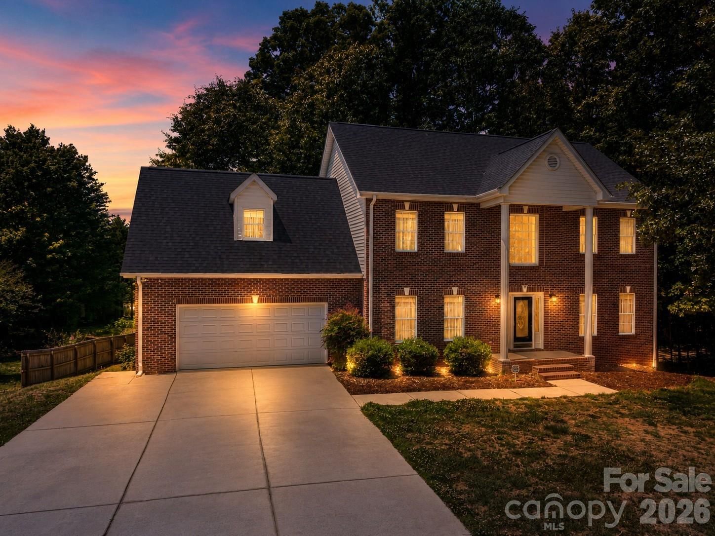 1535 20th Avenue Place, Hickory, NC 28601