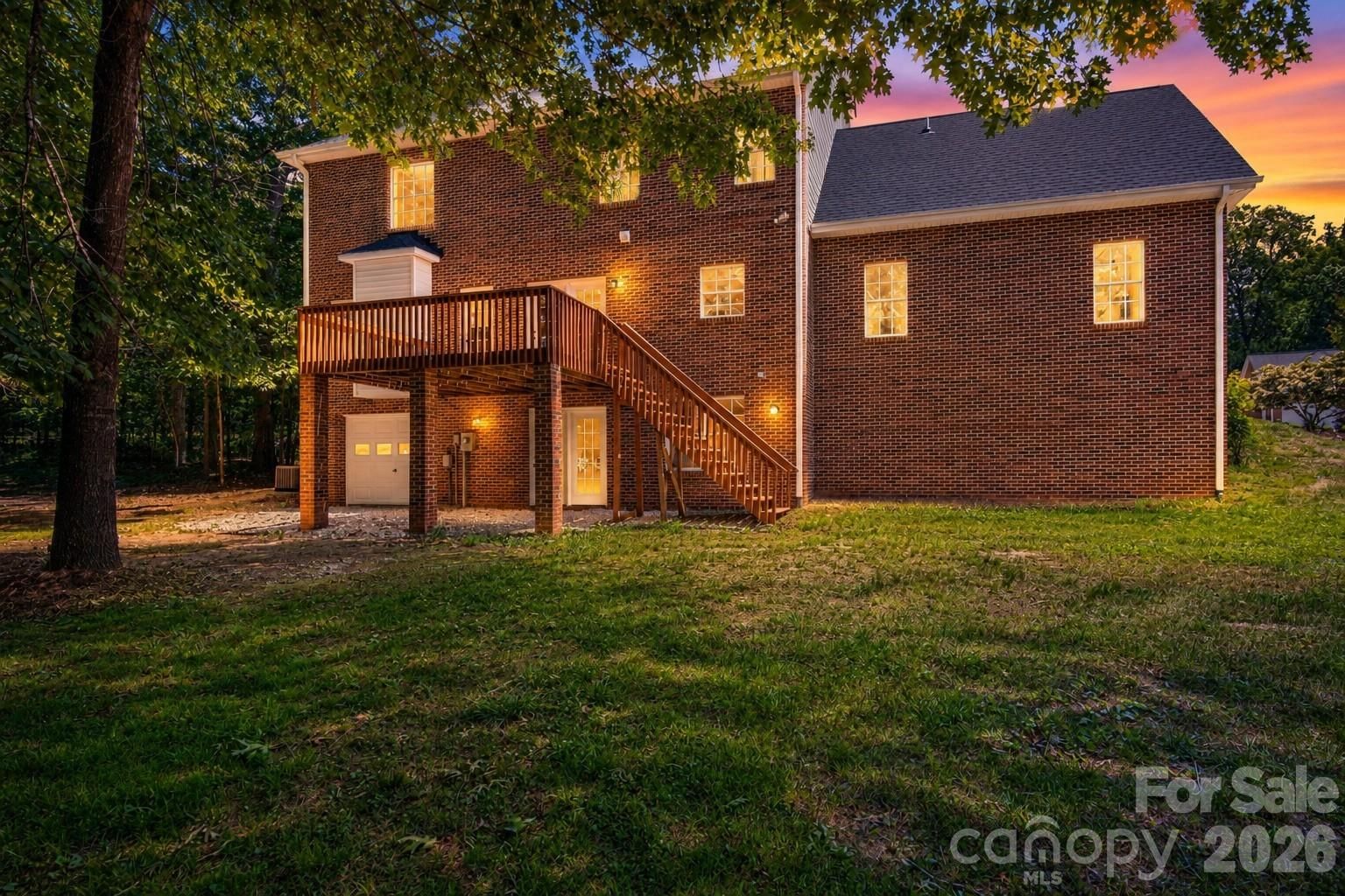 1535 20th Avenue Place, Hickory, NC 28601 - Photo 2