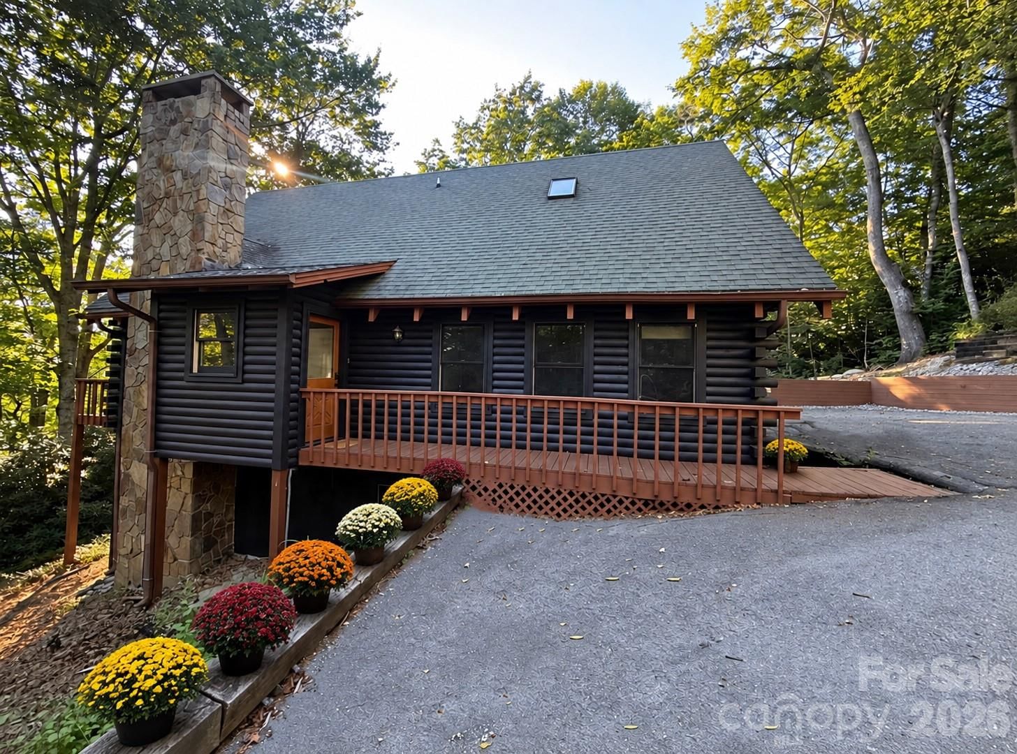 89 Woodcliff Loop, Newland, NC 28657