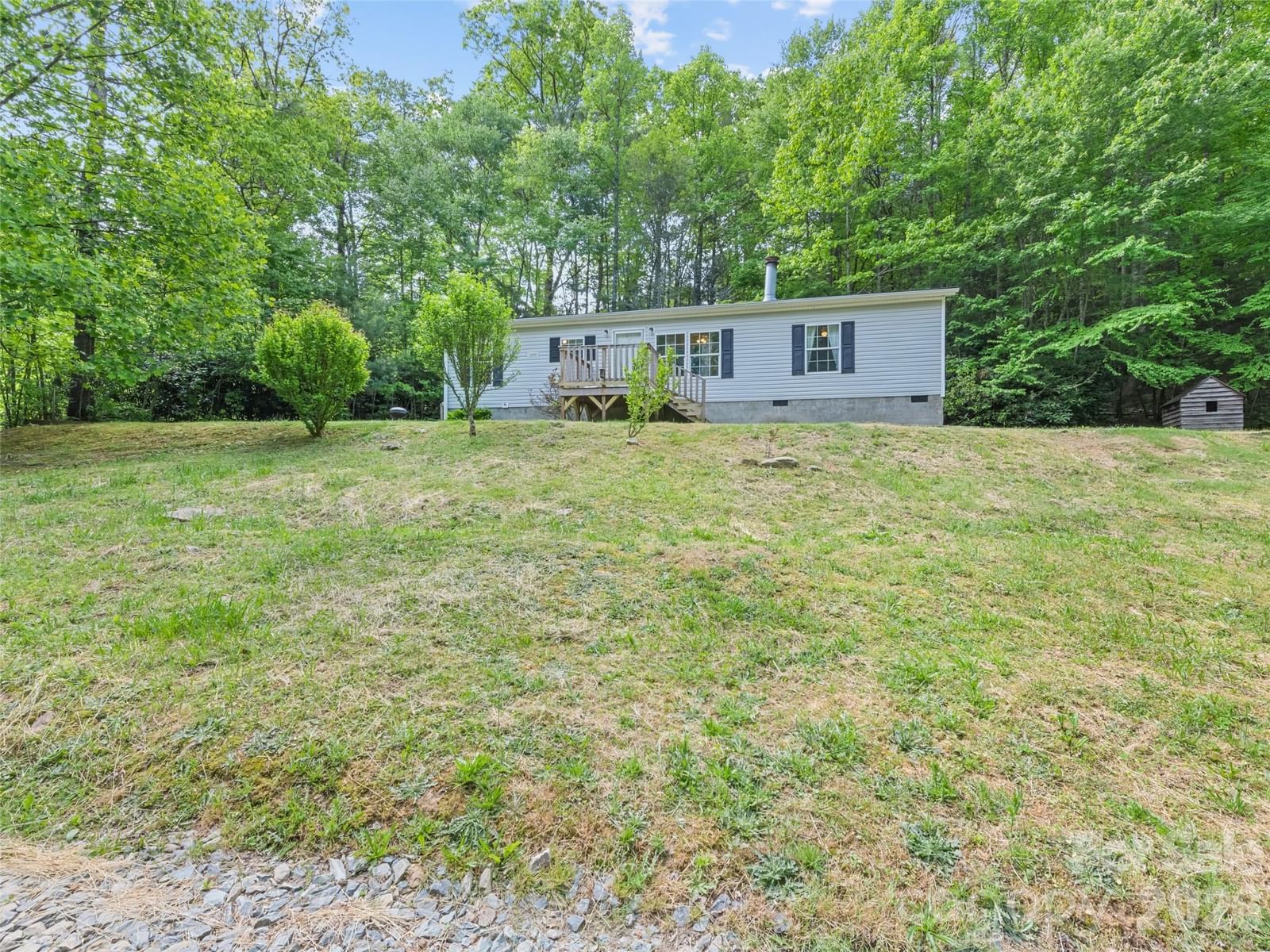 122 Mastiff Hollow Drive, Waynesville, NC 28785 - Photo 2
