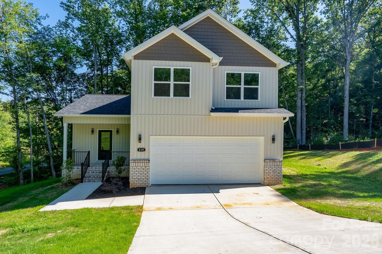 Property at 610 Queens, Dallas, NC 28034
