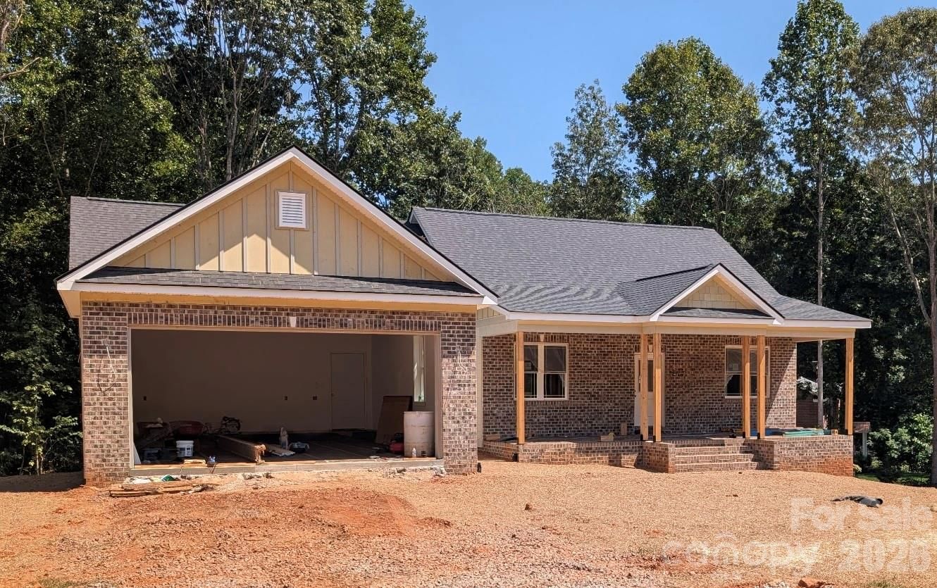1895 Knolls Drive, Newton, NC 28658 - Photo 2