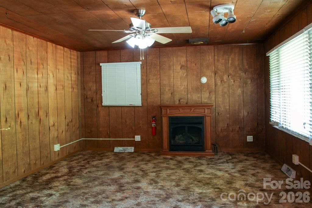 905 10th Street, Bessemer City, NC 28016 - Photo 5