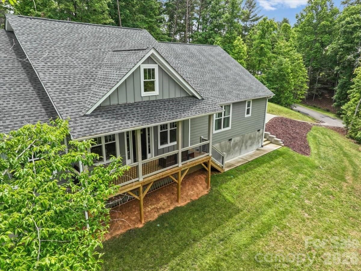 36 Cherry Ridge Lane, Weaverville, NC 28787