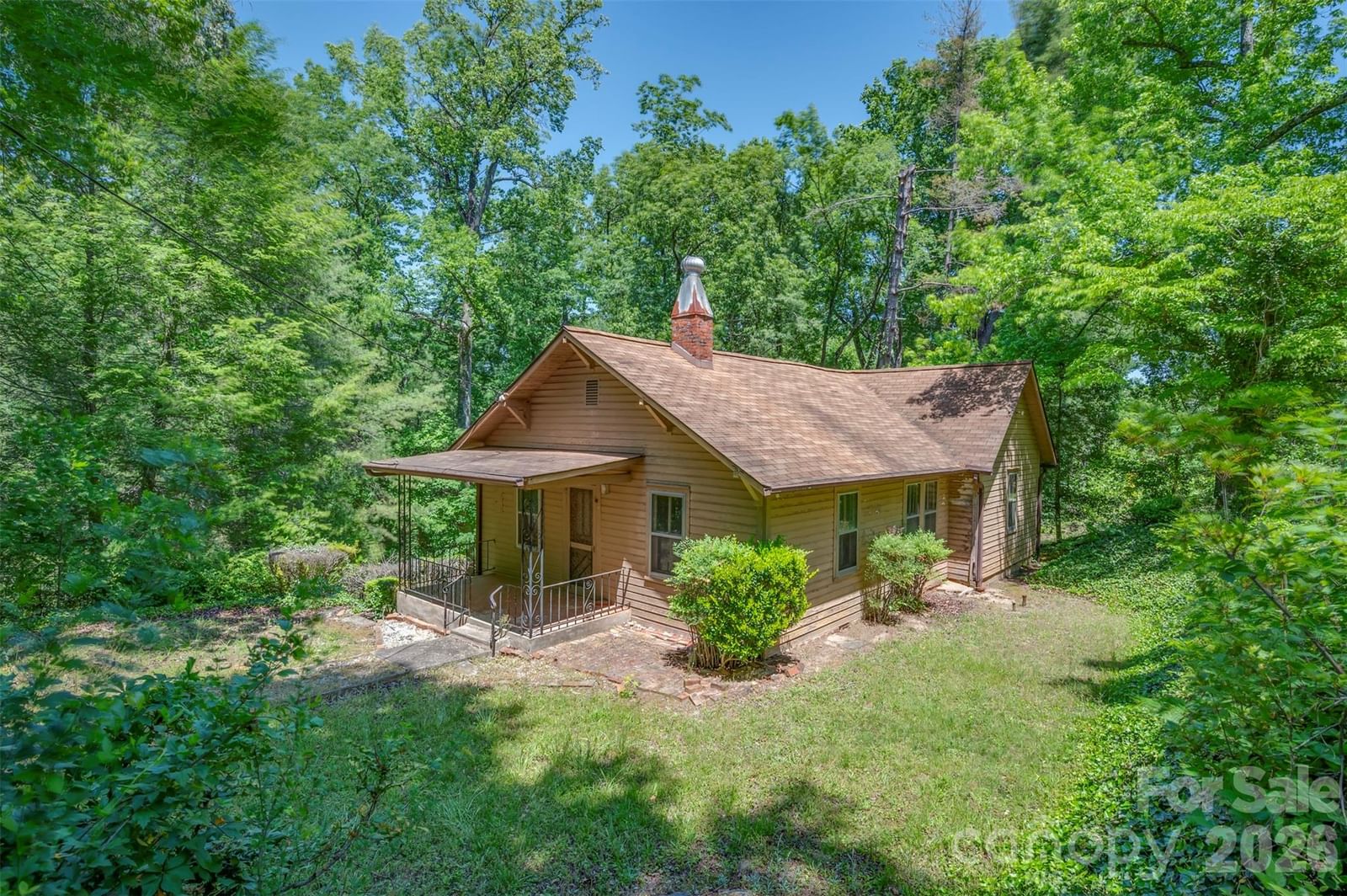 77 First Street, Tryon, NC 28782 - Photo 2