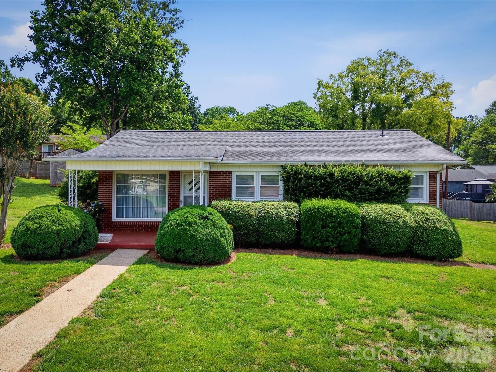 132 Starmount Circle #85-88, Morganton, NC 28655