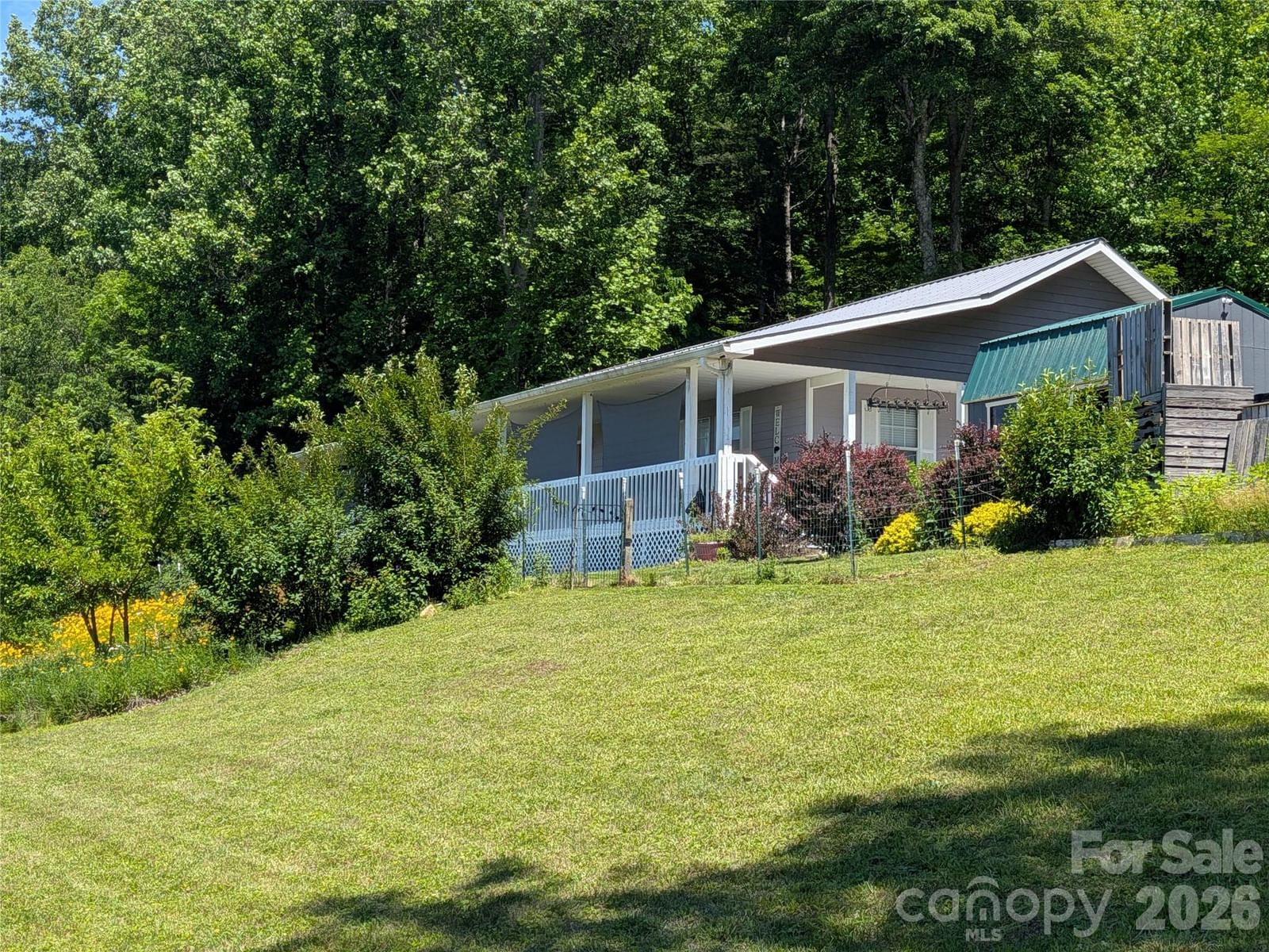59 Ck Cabin Drive, Hot Springs, NC 28743
