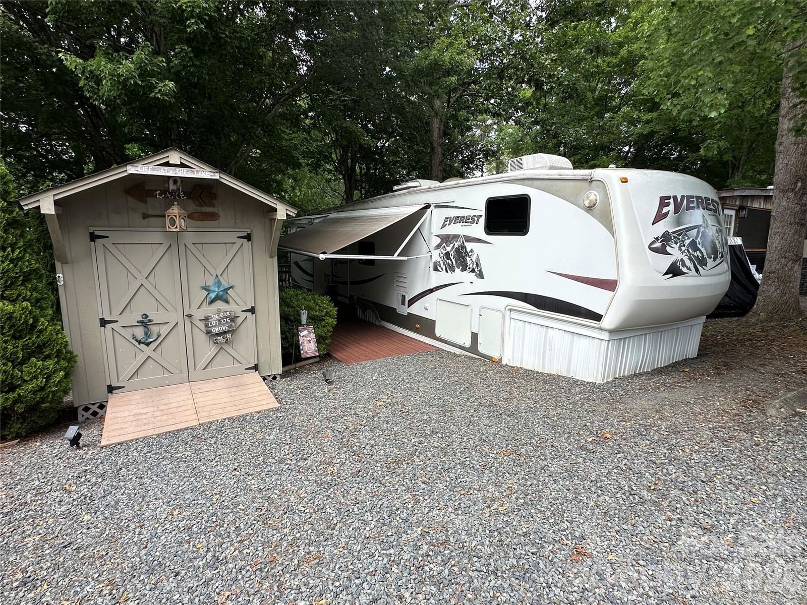Property at 114 Oak, New London, NC 28127