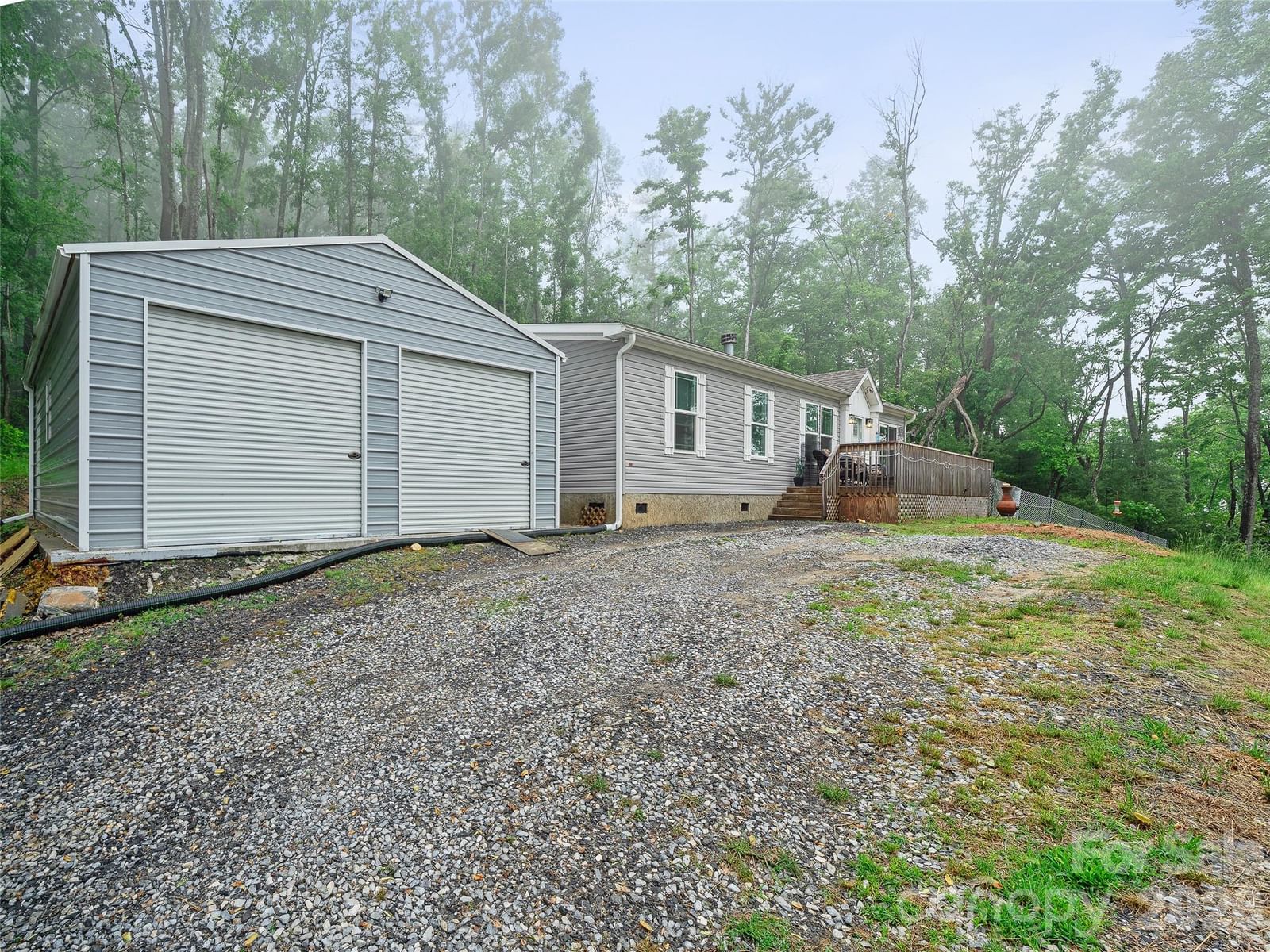 86 Jarrett Drive, Bakersville, NC 28705
