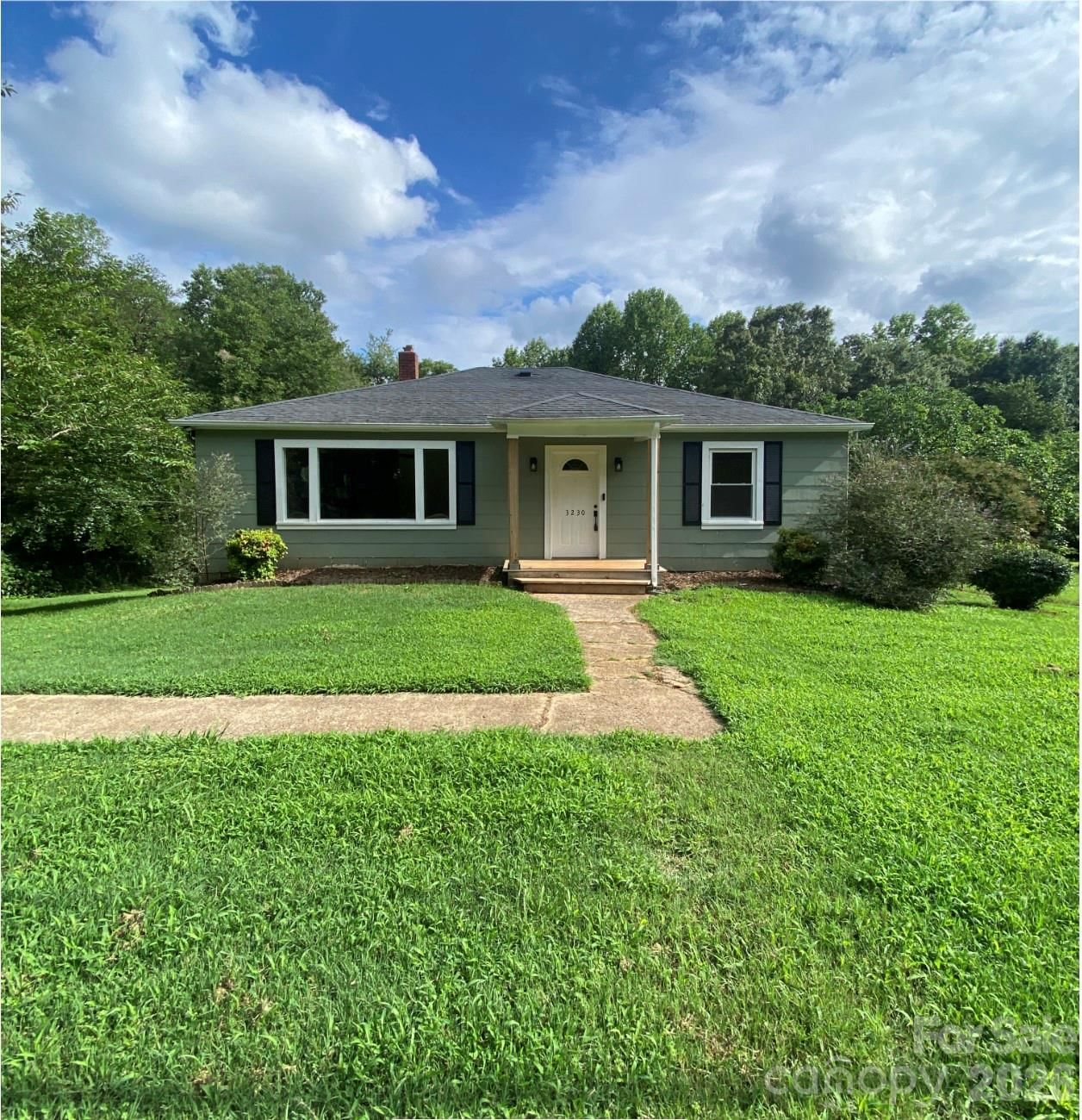 3230 12th Avenue, Hickory, NC 28602