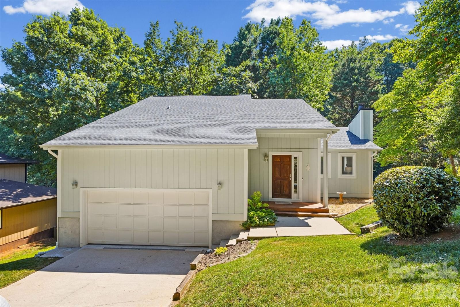 4160 Koala Circle, Tega Cay, SC 29708