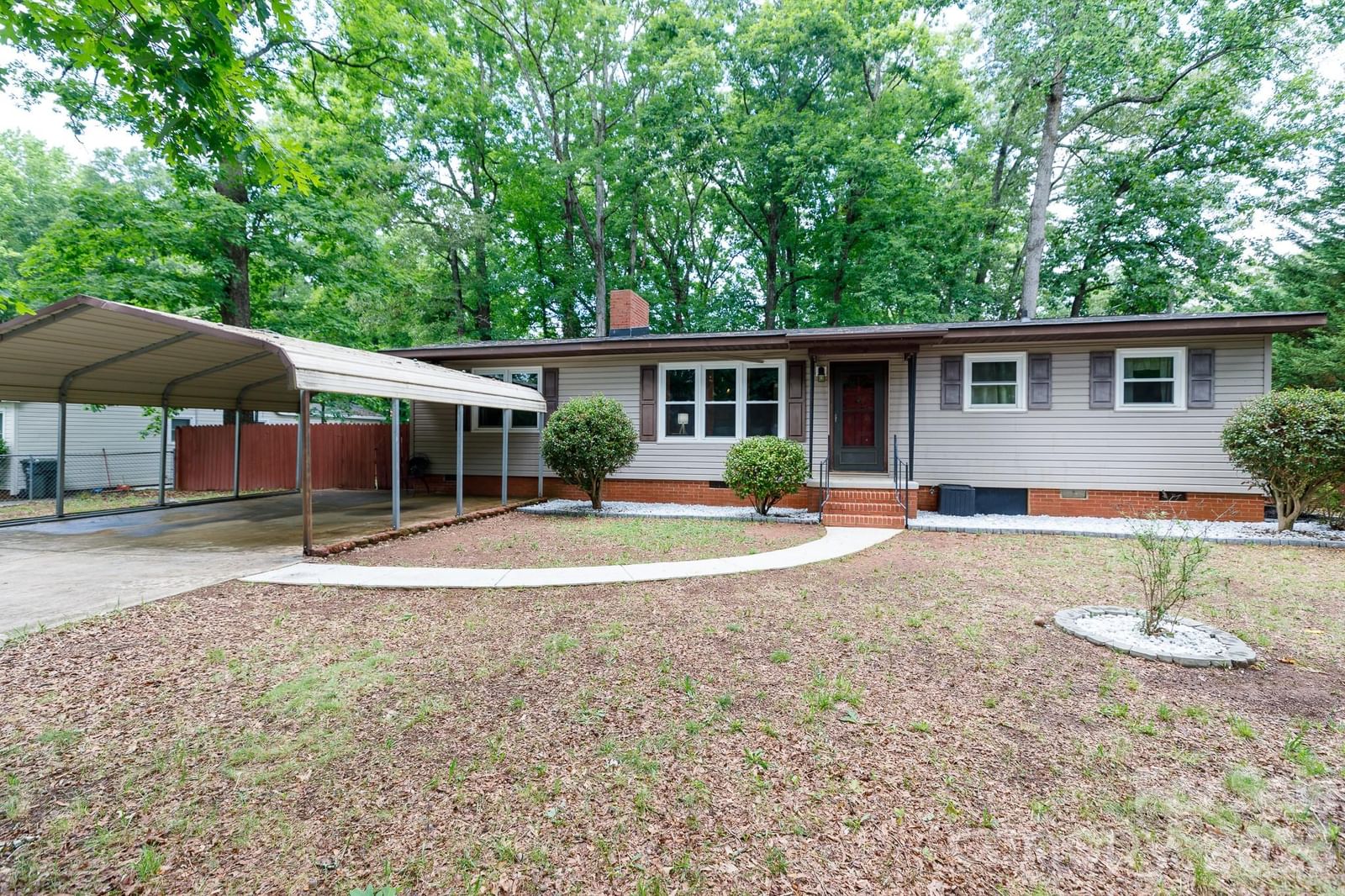 Property at 202 Woodlawn Drive, York, SC 29745