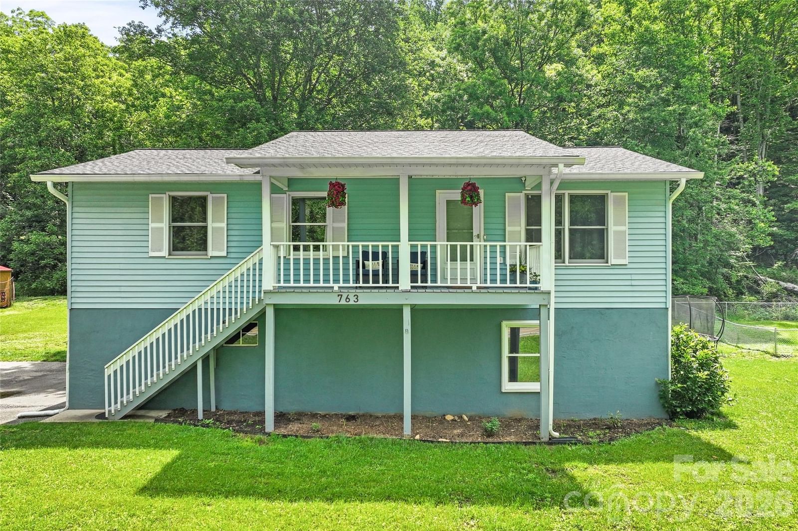 763 Bee Tree Road, Swannanoa, NC 28778