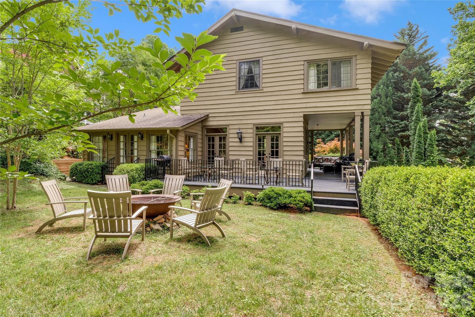 75 Charles Street, Saluda, NC 28773 - Photo 2