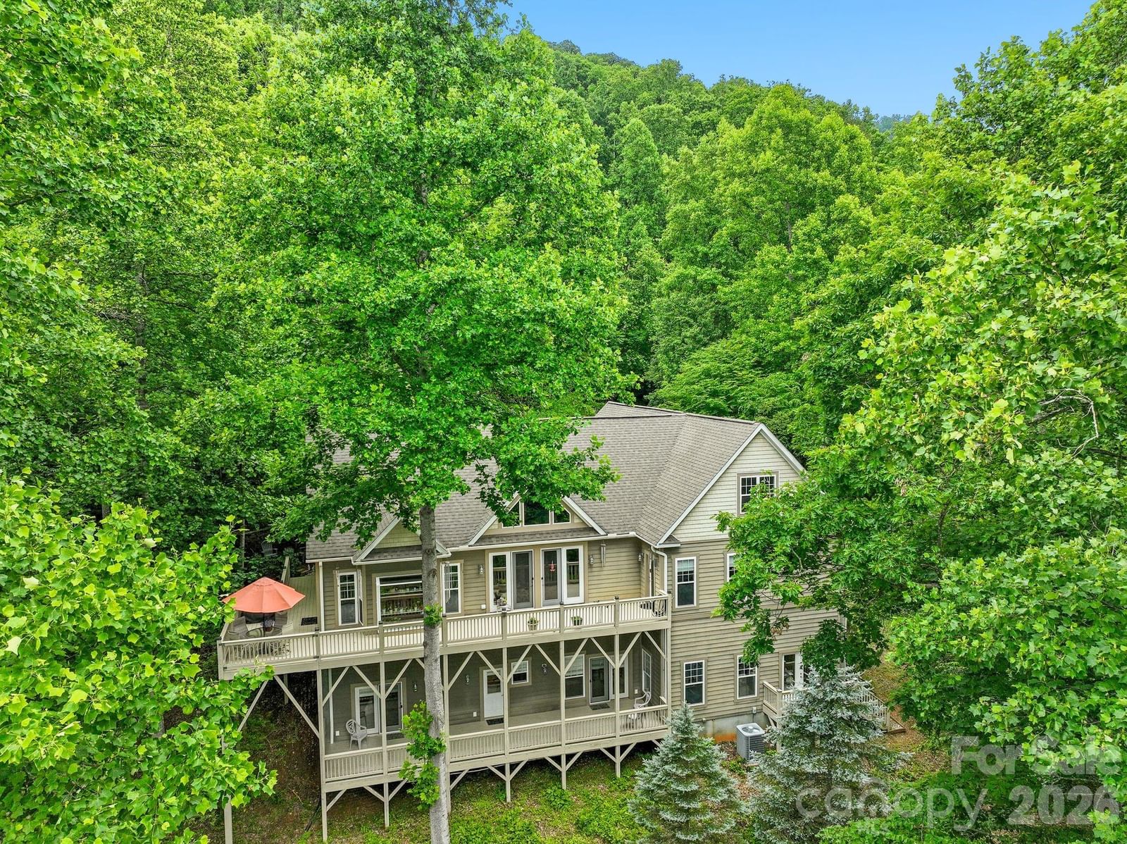 522 Silver Hawk Lane, Weaverville, NC 28787
