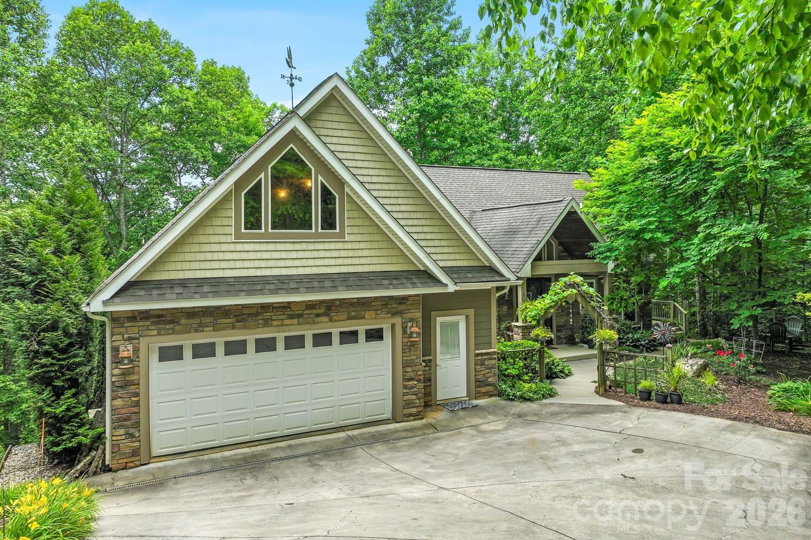 522 Silver Hawk Lane, Weaverville, NC 28787 - Photo 3