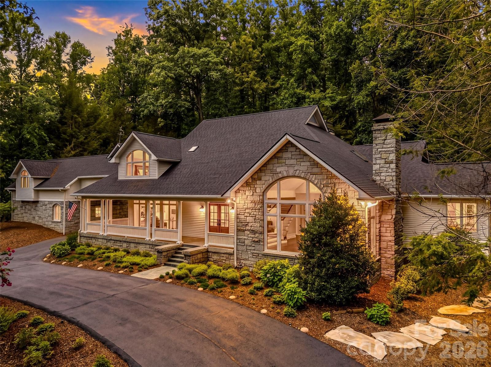 4 Cedar Hill Drive, Asheville, NC 28803