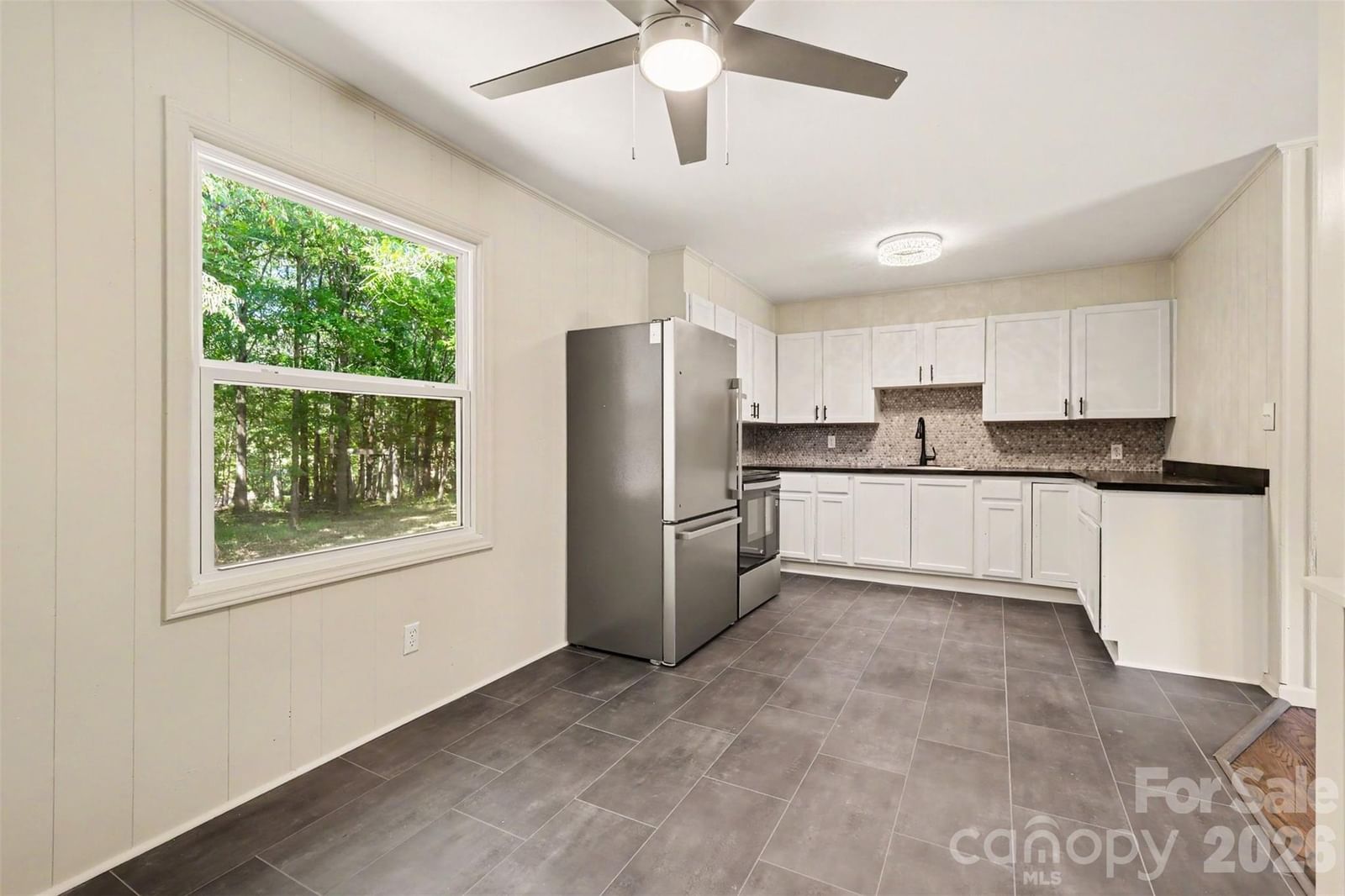 28 Maiden Lane, York, SC 29745 - Photo 5