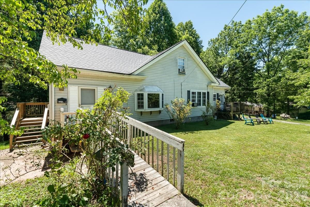 193 Duckworth Avenue, Brevard, NC 28712 - Photo 2