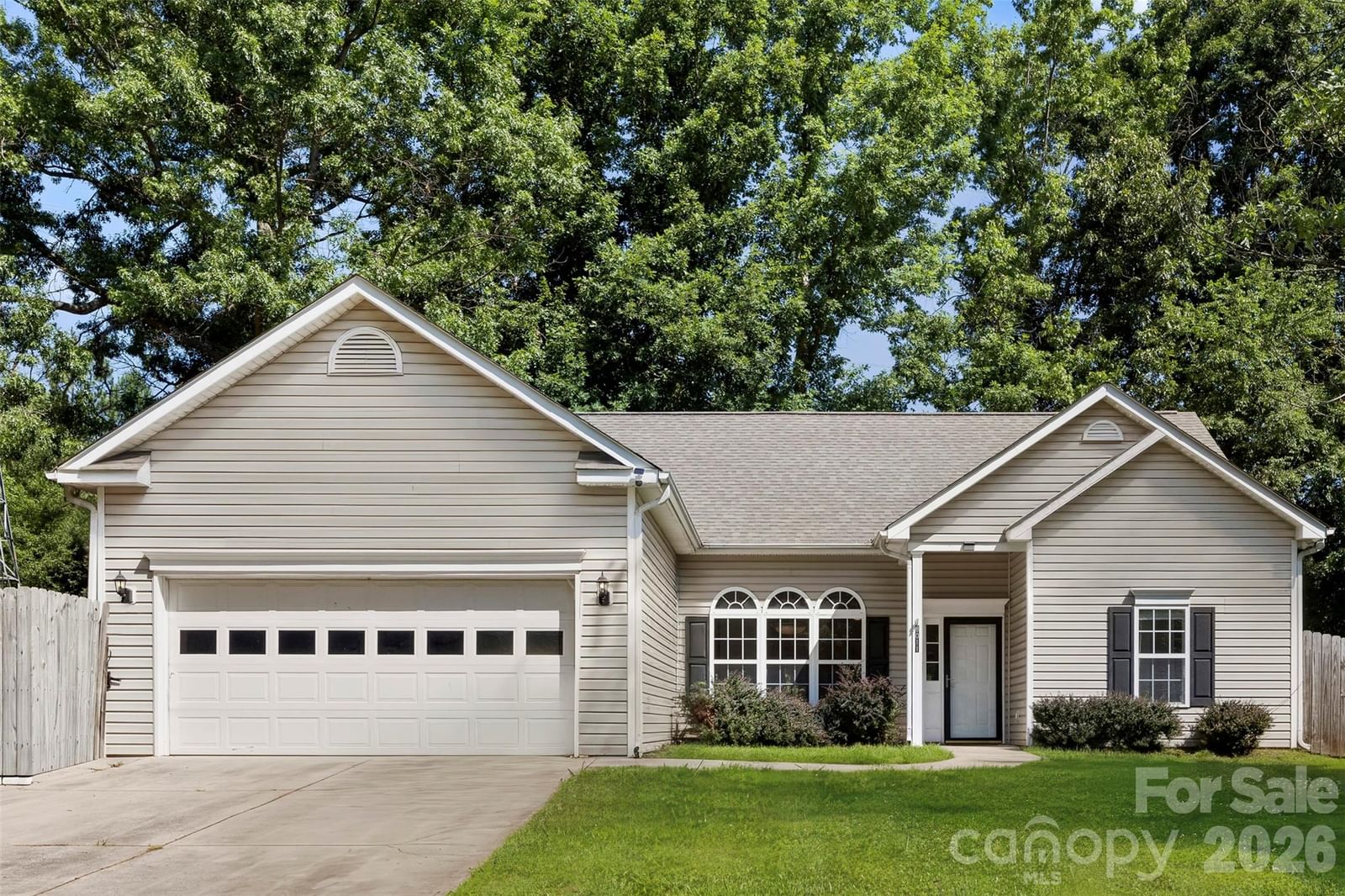 8011 Maxwelton Drive, Huntersville, NC 28078