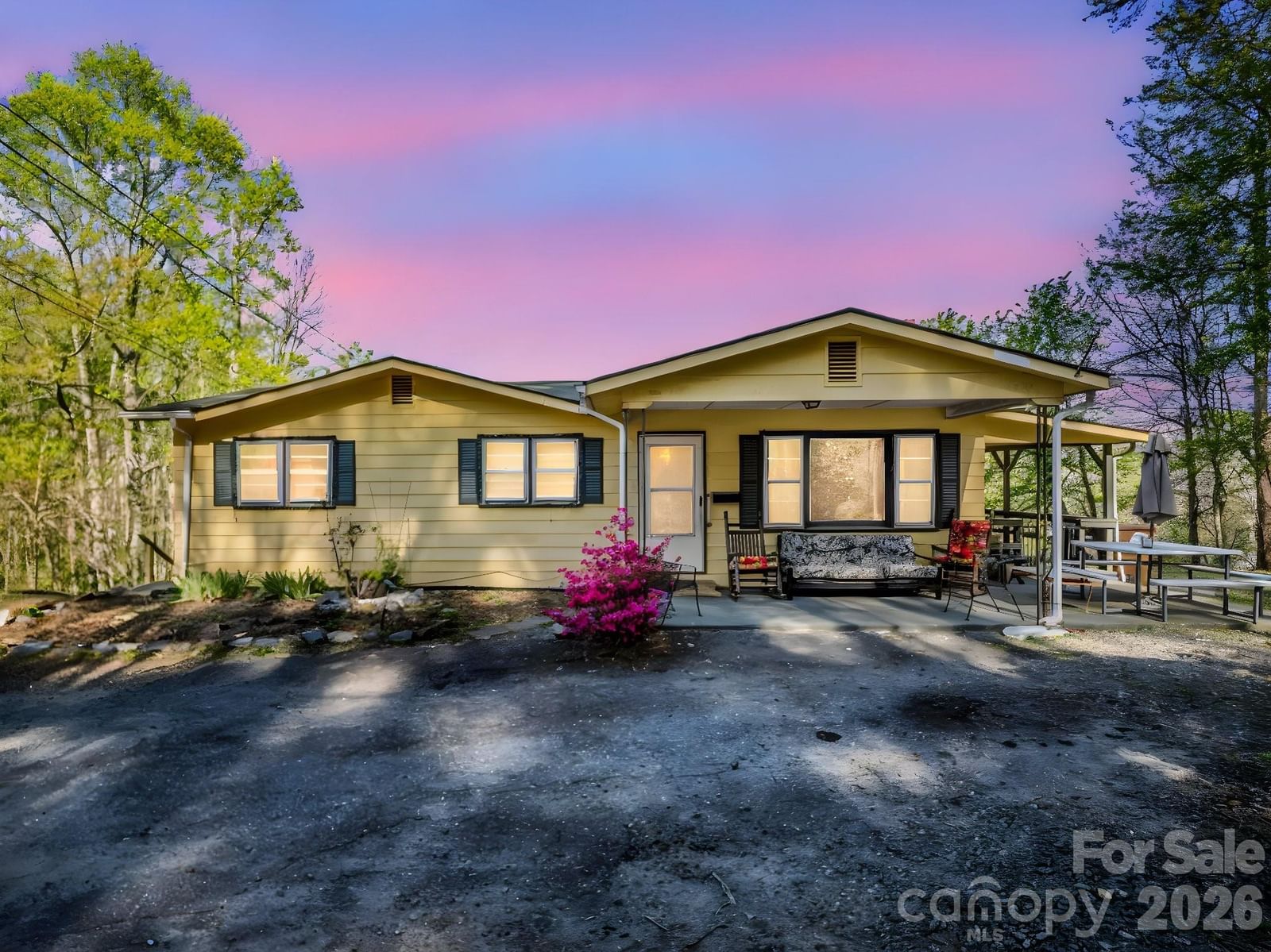 135 Jordan Road, Swannanoa, NC 28778
