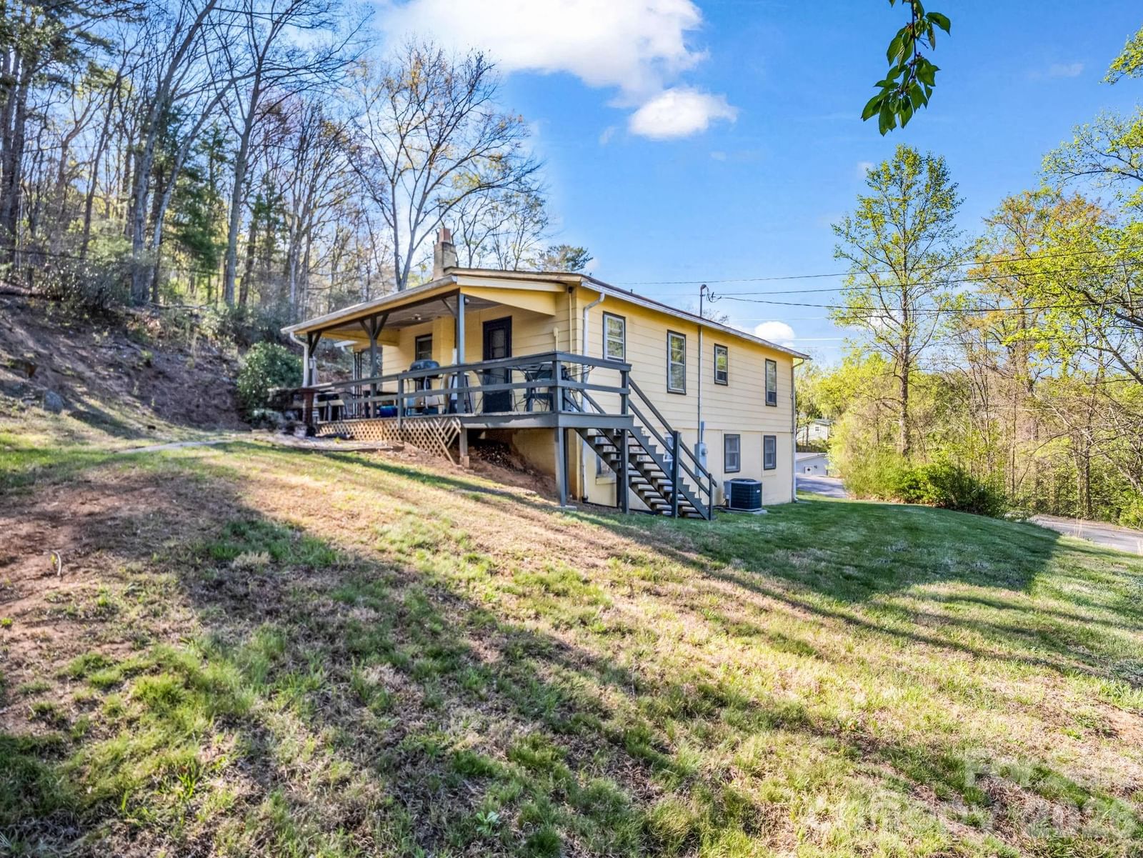 135 Jordan Road, Swannanoa, NC 28778 - Photo 3
