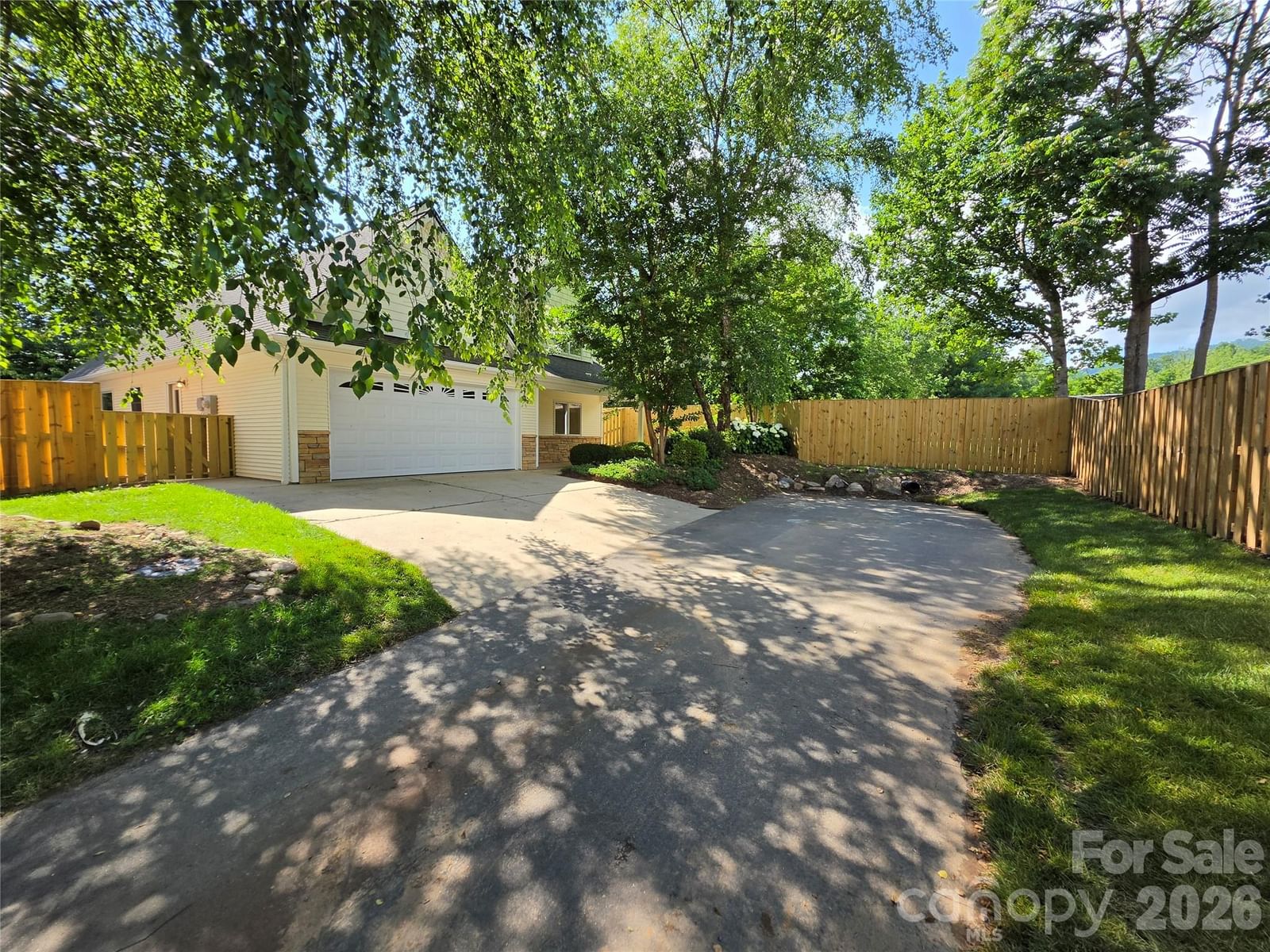 45 Beekeeper Trail, Swannanoa, NC 28778