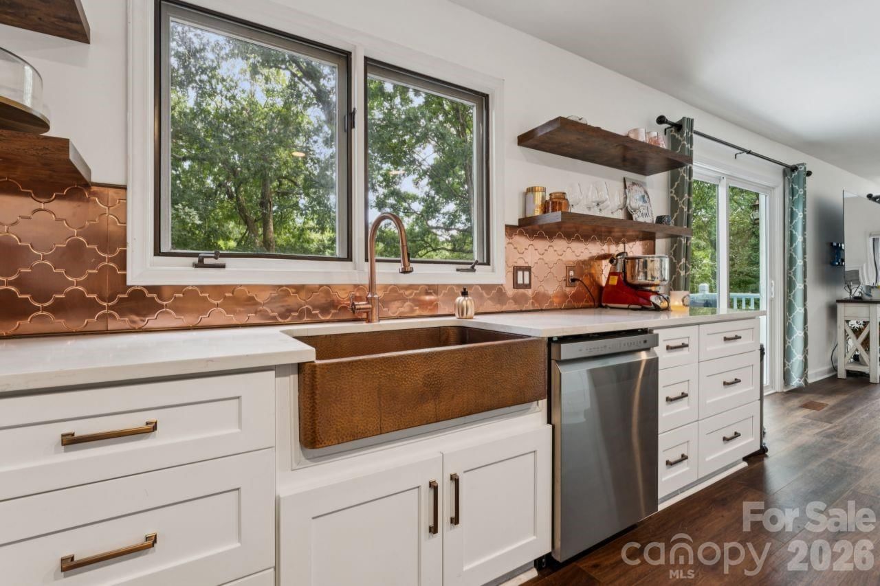 26049 Neptunes Landing, Tega Cay, SC 29708 - Photo 4