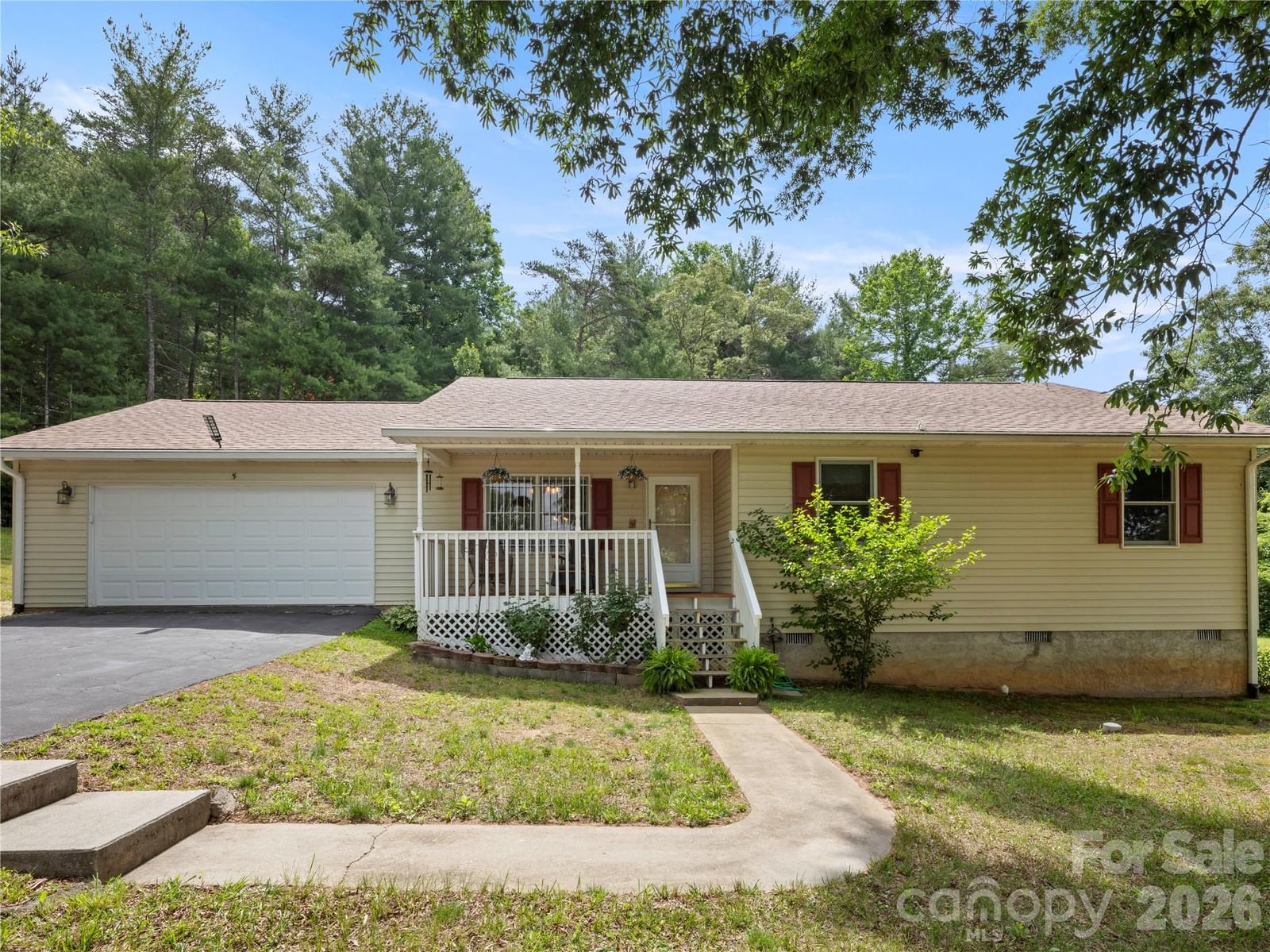 5 Harrison Hill Road, Swannanoa, NC 28778